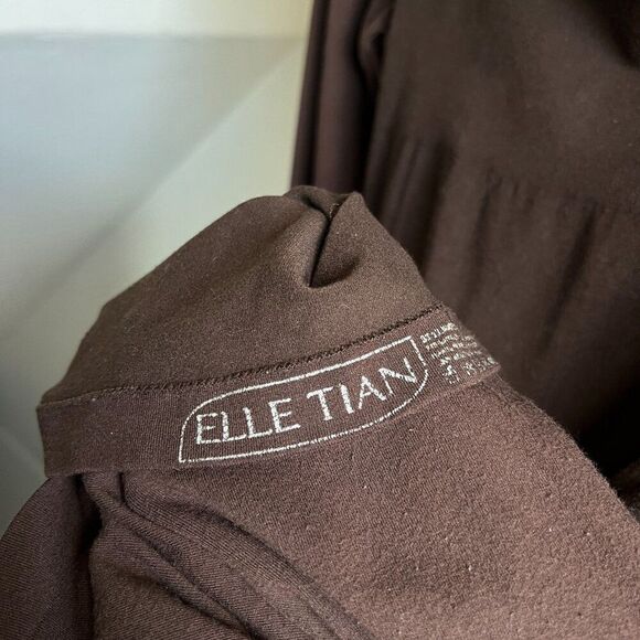 Elle Tian‎ Matching Two Piece Set Long line Tunic Top Capri Leggings Brown - Picture 8 of 9